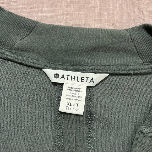 Athleta Romper Size XL Sage Green Athleisure Workout Comfort Drawstring Pockets - Picture 6 of 6